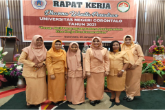 Mengikuti Raker DWP UNG pada tanggal 30 Januari 2021 di Hotel Aston